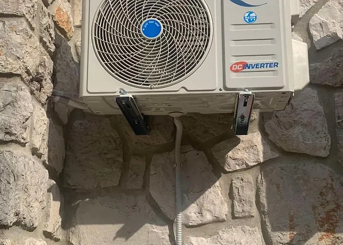 Room Vera- With Airconditioning And Free Parking