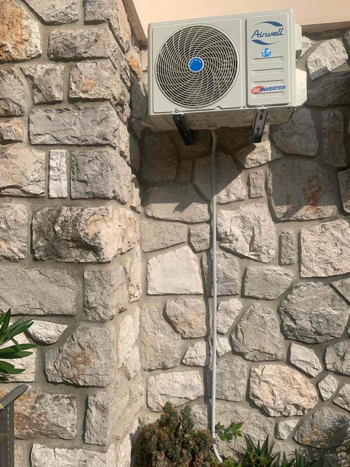 Vera- With Airconditioning And Free Parking *